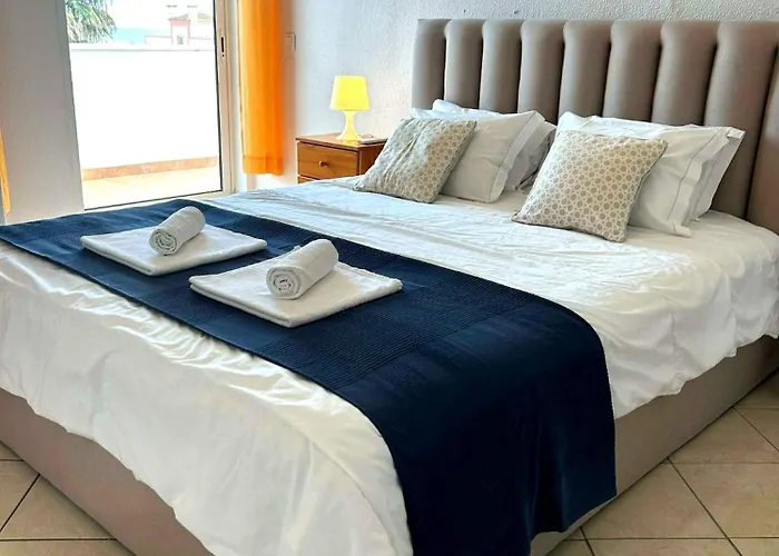 Semesterbostad Vila Praia Apartment *